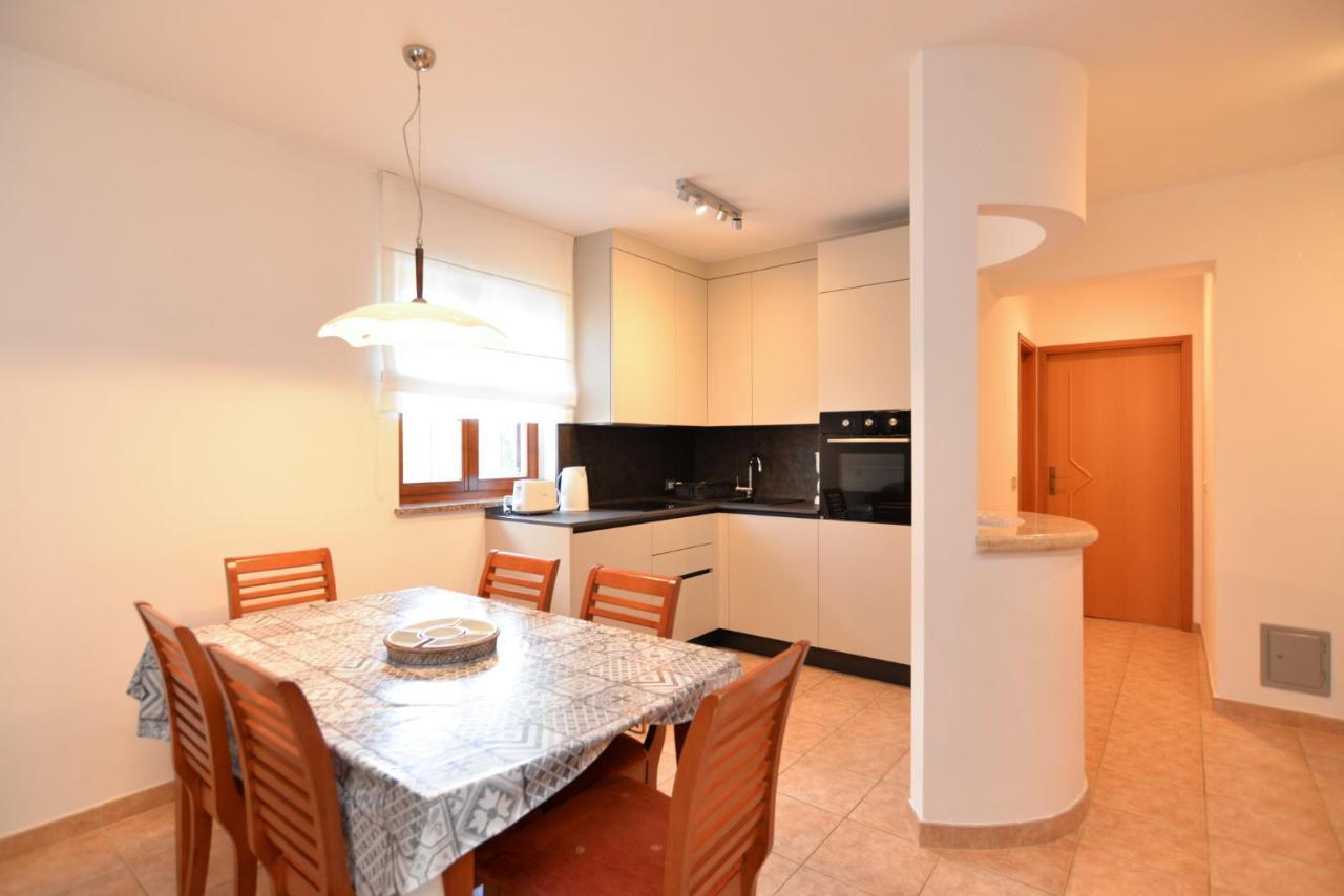 Apartments Elvis 1299 Vrsar Exterior photo